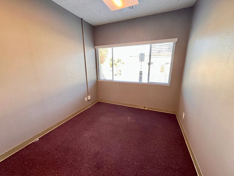 More Photos Of 705 Veterans Blvd, Redwood City Medical For Sale