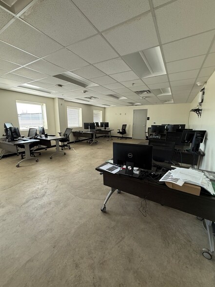 More Photos Of 2600 Booth St, Monroe Distribution For Sale