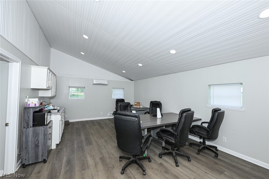 More Photos Of 420 Merrill St, Andover Warehouse For Sale