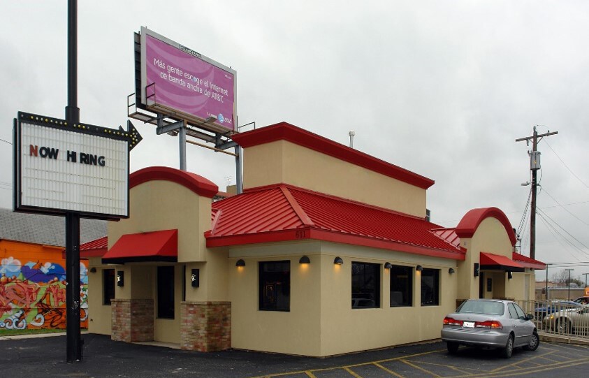 Primary Photo Of 611 San Pedro Ave, San Antonio Fast Food For Sale
