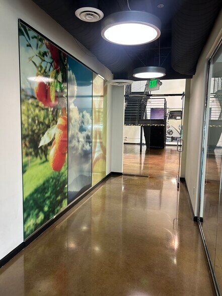 More Photos Of 15131 Woodlawn Ave, Tustin Research And Development For Lease