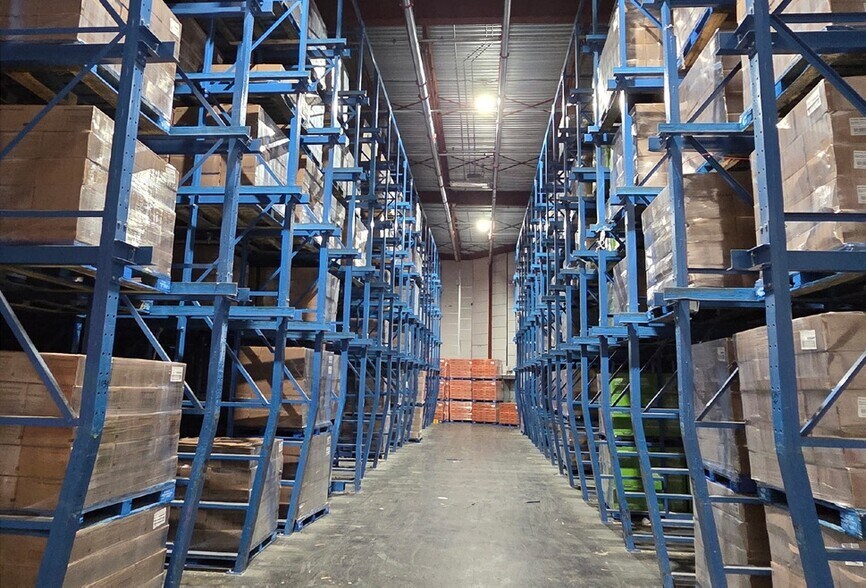 More Photos Of 131 22 St N, Lethbridge Refrigeration Cold Storage For Sale