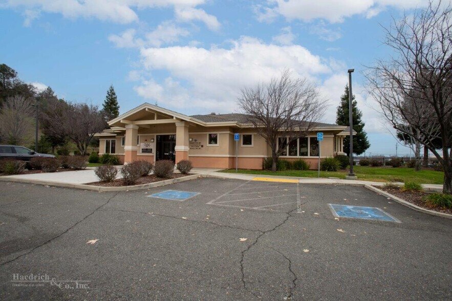More Photos Of 2216 Buenaventura Blvd, Redding Medical For Sale