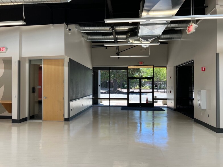 More Photos Of 537-539 E Weddell Dr, Sunnyvale Schools For Sale