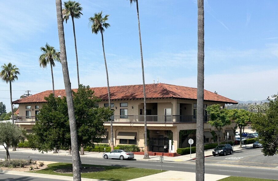 More Photos Of 451 S Brand Blvd, San Fernando Medical For Lease