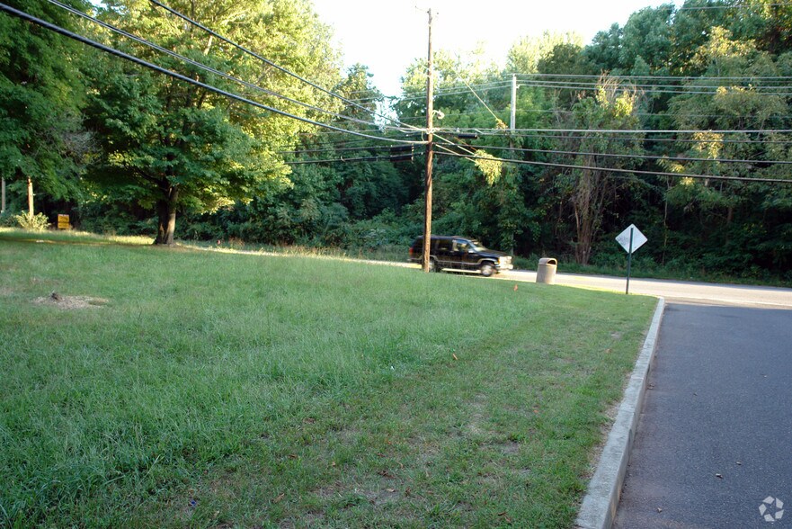Primary Photo Of Blackwood Clementon Rd @ Spring Garden St, Lindenwold Land For Lease