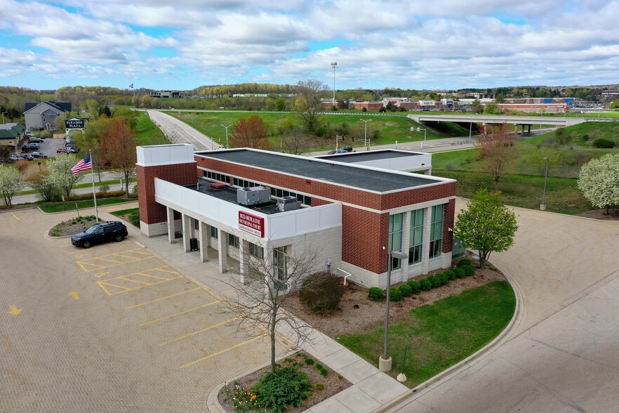 Primary Photo Of 960 W Paradise Dr, West Bend Bank For Sale
