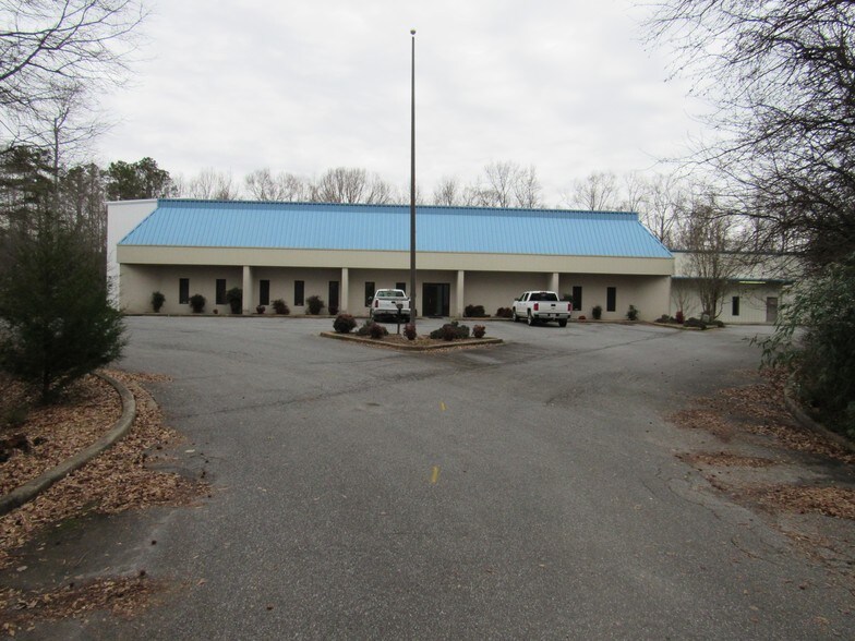 More Photos Of 399 Broyles Ave, Belton Warehouse For Sale