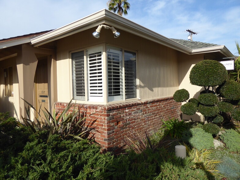 More Photos Of 835-837 N Glendale Ave, Glendale Medical For Lease