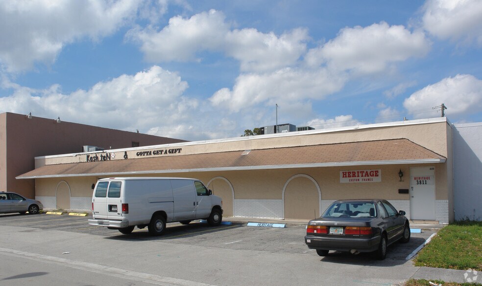 Primary Photo Of 3811 NW 49th St, Tamarac Light Distribution For Sale