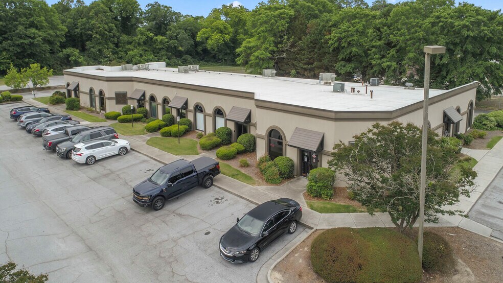 More Photos Of 1035 Green St SE, Conyers Office For Sale