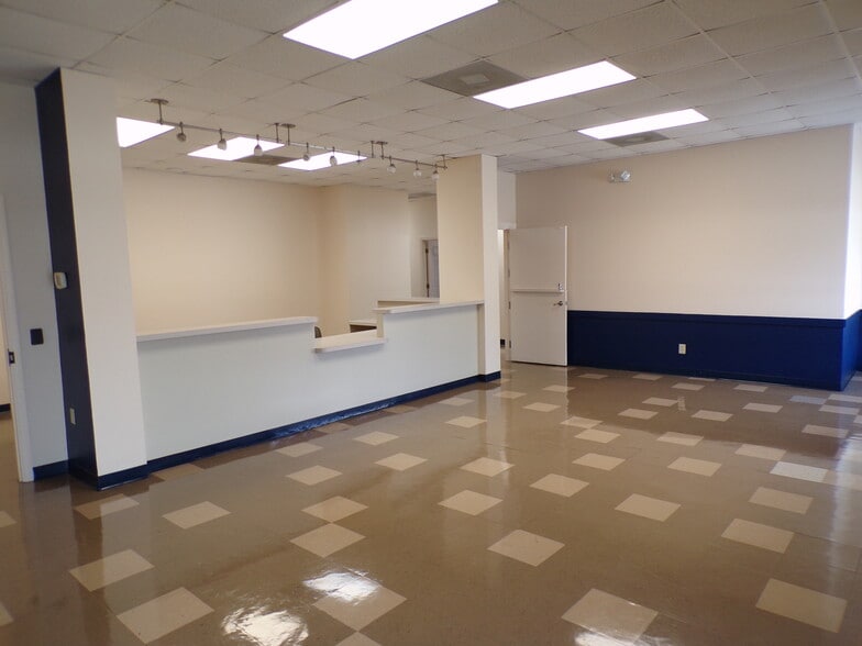 More Photos Of 1818 Harden Blvd, Lakeland Office For Lease
