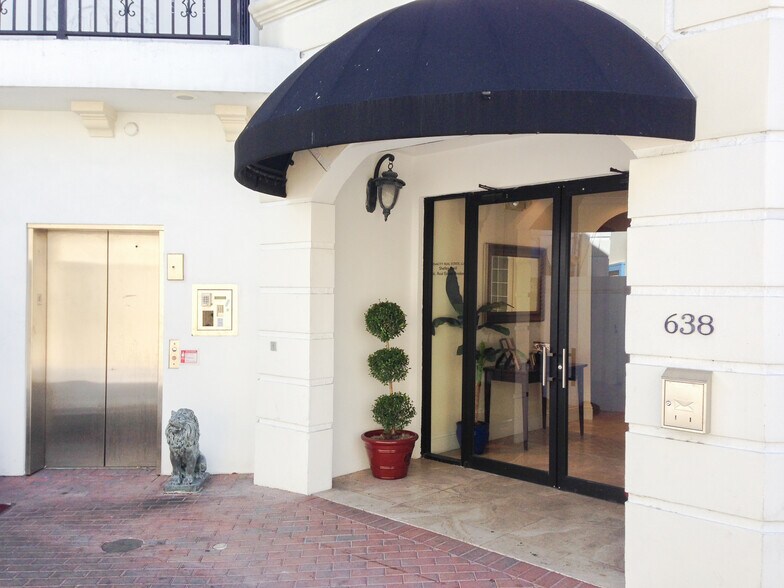 More Photos Of 630-638 E Atlantic Ave, Delray Beach Storefront Retail Office For Lease