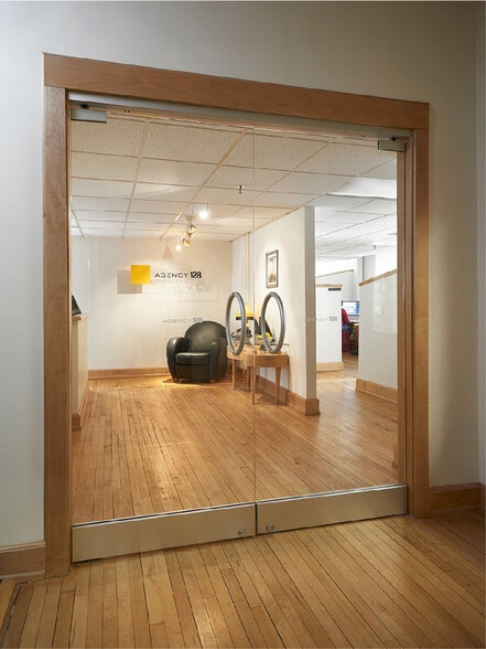 More Photos Of 14 7th Ave N, Saint Cloud Office For Sale