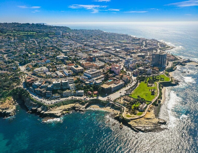 More Photos Of 1250 Prospect St, La Jolla General Retail For Lease