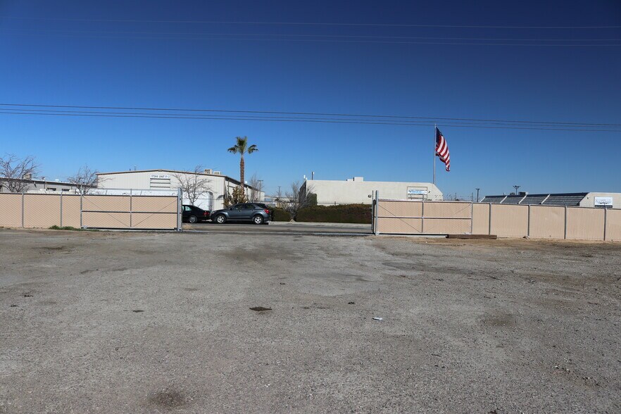 More Photos Of 17265 Darwin Ave, Hesperia Service For Lease