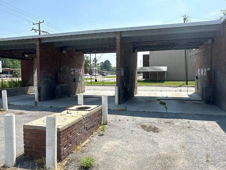 More Photos Of 314 US Highway 64 W, Plymouth Carwash For Sale