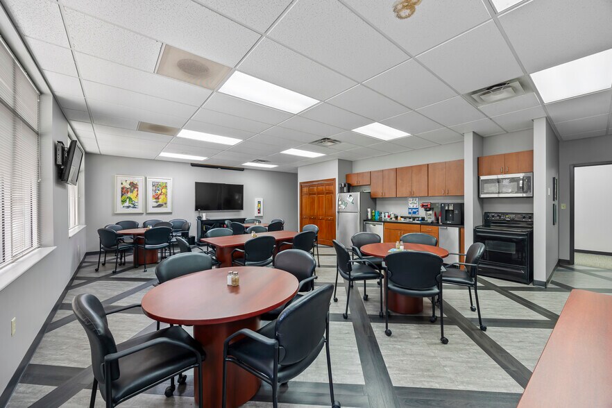 More Photos Of 26 Security Dr, Jackson Office For Lease