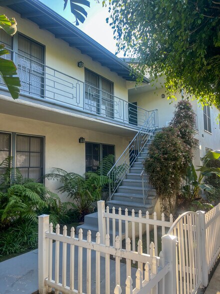 More Photos Of 11158-11162 Massachusetts Ave, Los Angeles Apartments For Sale