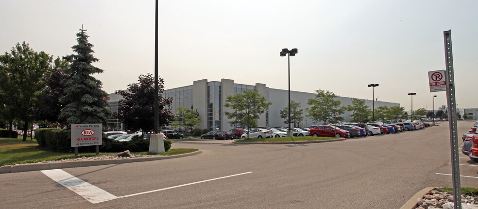 More Photos Of 6233 Cantay Cres, Mississauga Warehouse For Lease