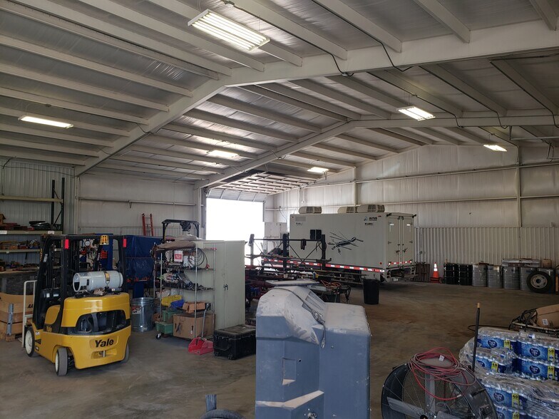 More Photos Of 4111 S County Road 1297, Odessa Warehouse For Lease