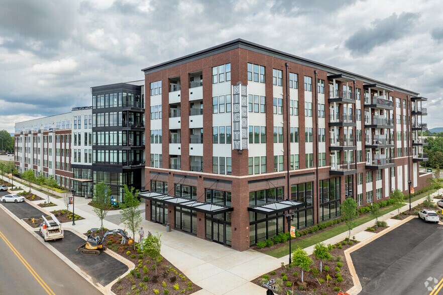 Primary Photo Of 5801 Sanderson St, Huntsville Apartments For Lease