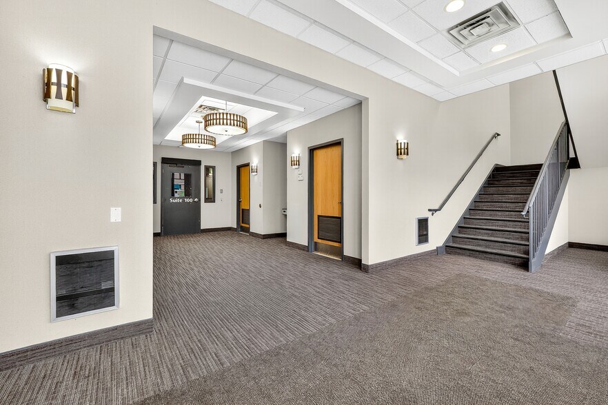 More Photos Of 1240 New Scotland Rd, Slingerlands Medical For Lease