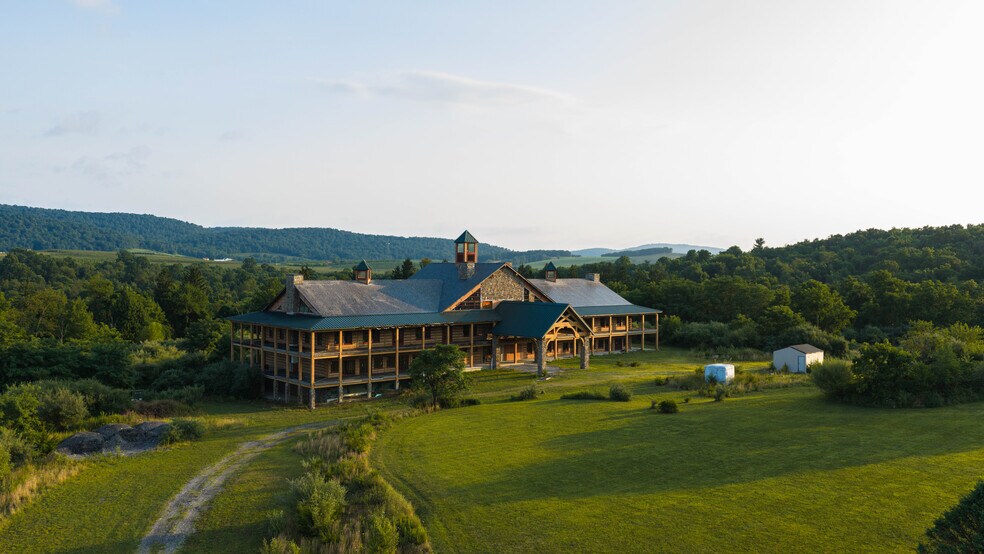 More Photos Of 1207 Flohrs Church Rd, Biglerville Hospitality For Sale