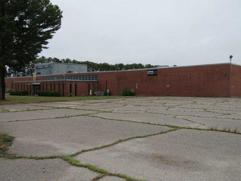 More Photos Of 2600 Wilco Blvd S, Wilson Warehouse For Sale