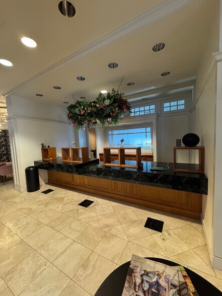 More Photos Of 425 N Florida Ave, Tampa Office For Lease