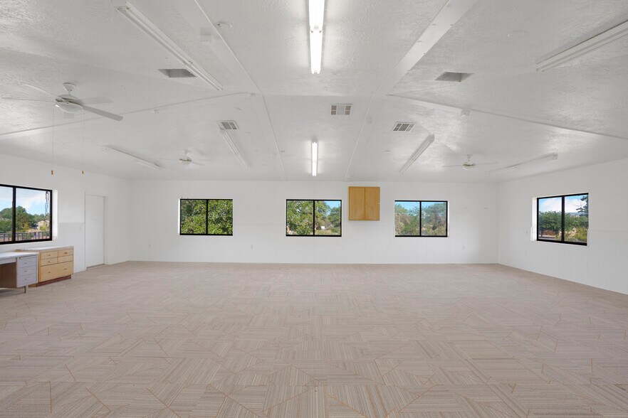 More Photos Of 140 Central St, Colorado City Office For Sale
