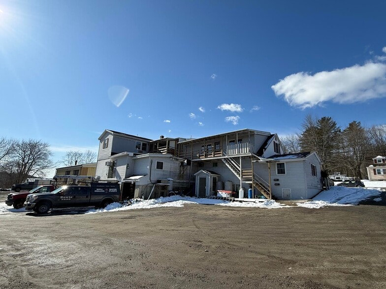 More Photos Of 191 Maine Avenue, Farmingdale Office For Sale