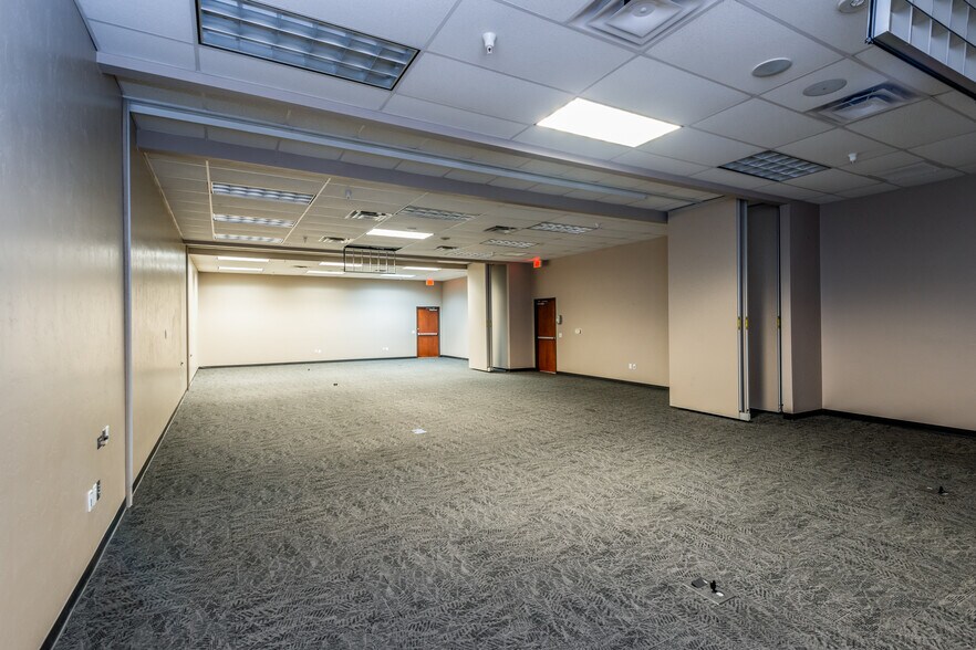 More Photos Of 354 S Highway 92, Sierra Vista Office For Lease