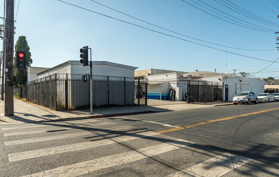 More Photos Of 3408 Trinity St, Los Angeles Warehouse For Sale