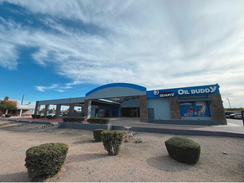 More Photos Of 2828 S Country Club Dr, Mesa Department Store For Lease