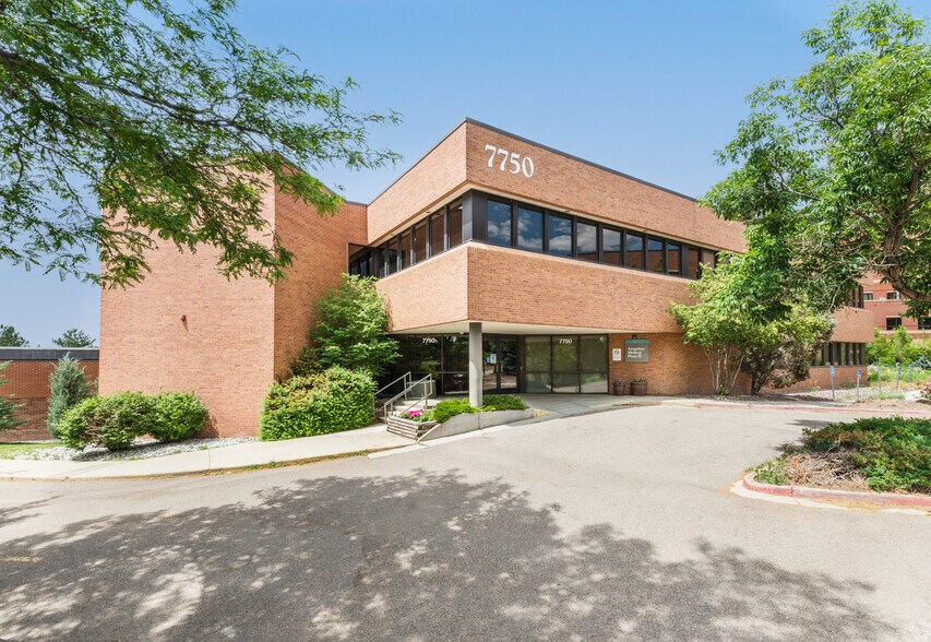 More Photos Of 7750 S Broadway, Littleton Medical For Lease