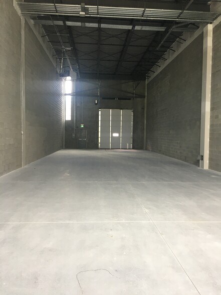 More Photos Of 10950-10952 Woodbine Av, Markham Showroom For Sale