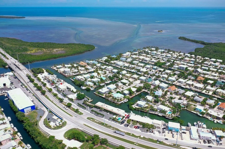 90611 Old Hwy, Plantation Key, FL 33070 Hotel For Sale