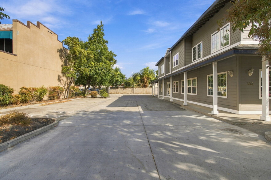 More Photos Of 403 W 11th St, Tracy Office For Sale