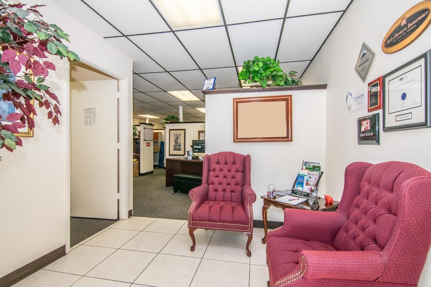 More Photos Of 13080 S Belcher Rd, Largo Office For Lease