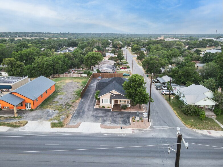 More Photos Of 301 S Seguin Rd, Converse Office For Sale