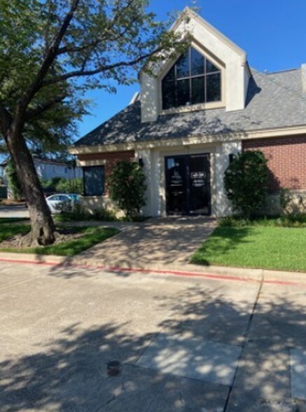 More Photos Of 2912 W Park Row, Arlington Loft Creative Space For Lease