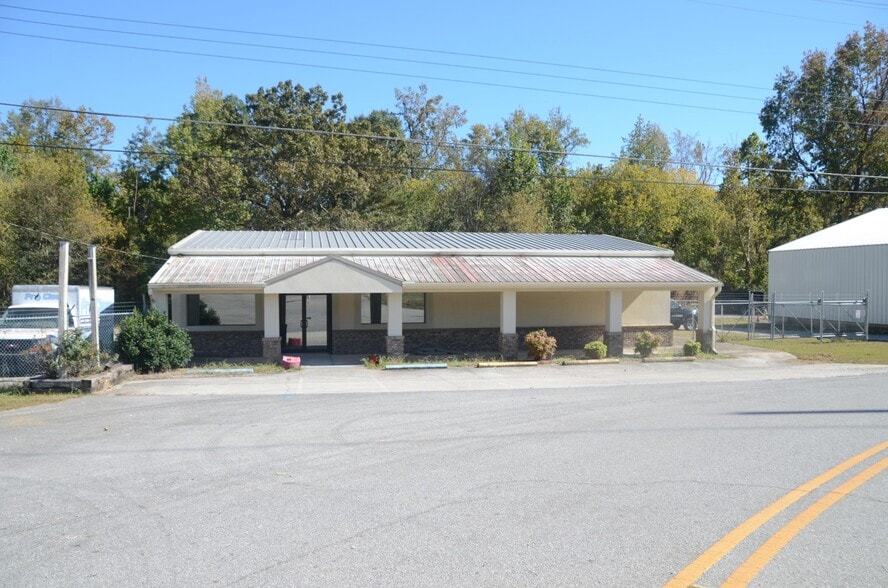 More Photos Of 2270 Pelham Rd S, Jacksonville Flex For Sale