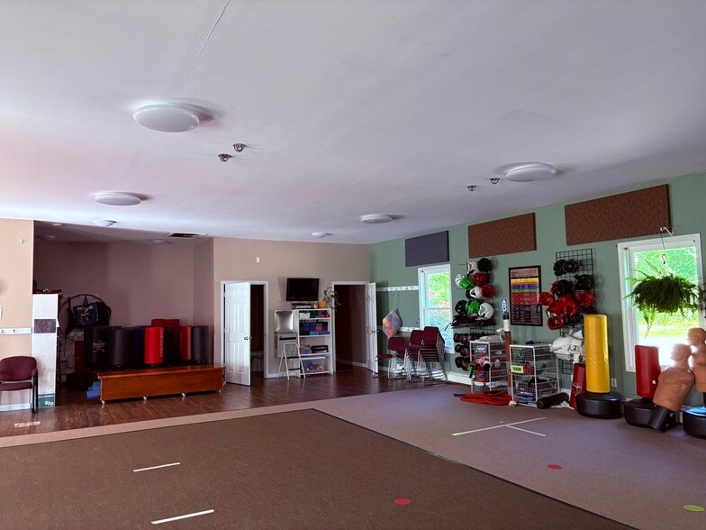 More Photos Of 1 Taylor Hill Rd, Lewiston Sports And Entertainment For Sale