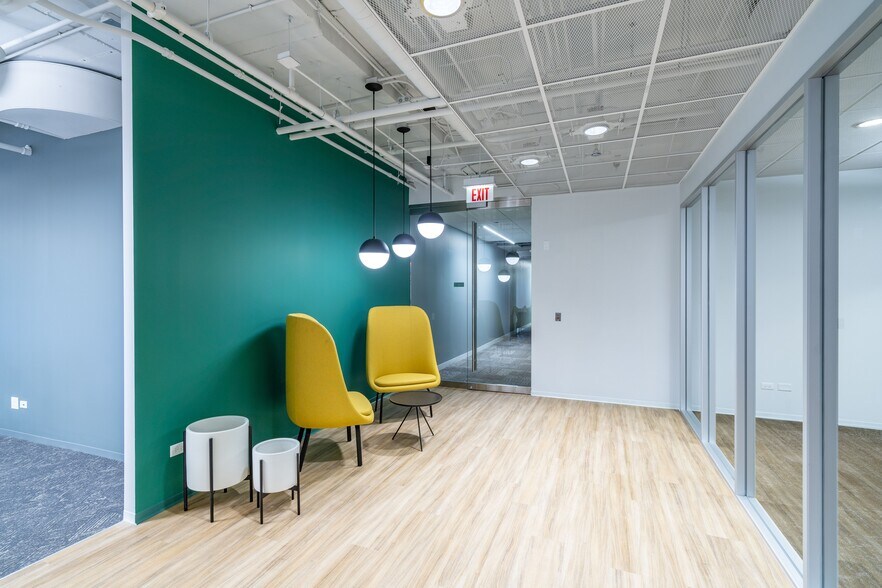 More Photos Of 303 E Wacker Dr, Chicago Office For Lease