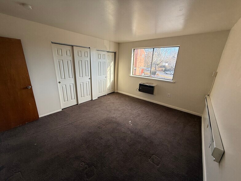 More Photos Of 1007-1023 Bullock Ave, Lansdowne Apartments For Sale