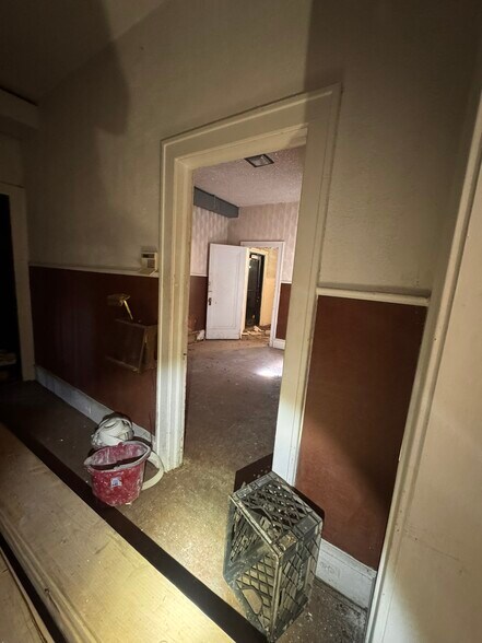 More Photos Of 238 N 53rd St, Philadelphia Funeral Home For Sale