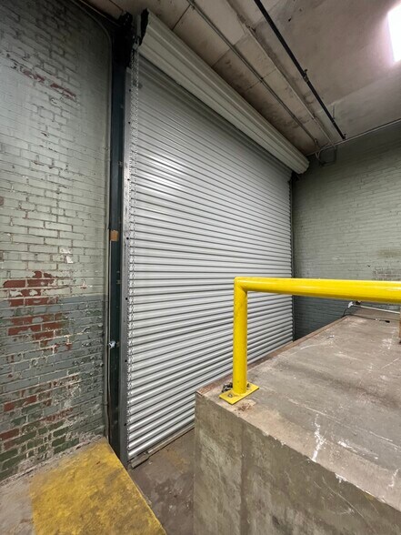 More Photos Of 715-725 9th Avenue, Columbus Industrial For Sale