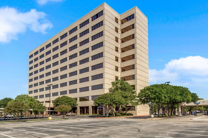More Photos Of 4100 spring valley Rd, Dallas Loft Creative Space For Lease