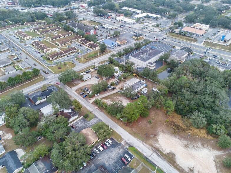 More Photos Of 1421 Griffin Rd, Leesburg Freestanding For Sale